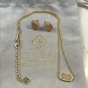 Kendra Scott matching necklace and earrings
